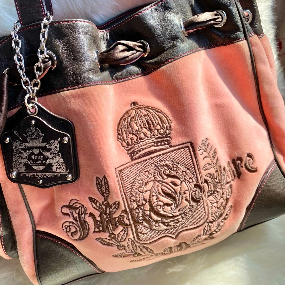 SOLD☁️🧃 Juicy Couture Pink Velour Daydreamer bag - Picture 1 of 11